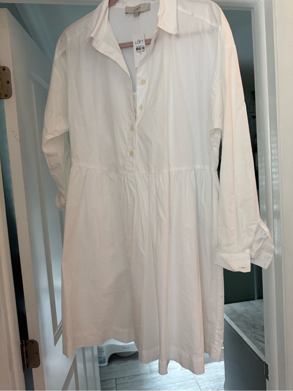 NWT - LOFT White Tiered Button-Front Shirt Dress Size: Medium
